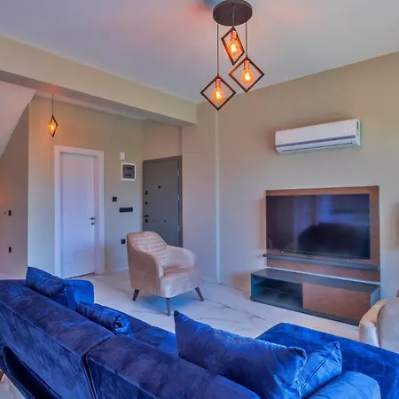 4 Bedroom Villa